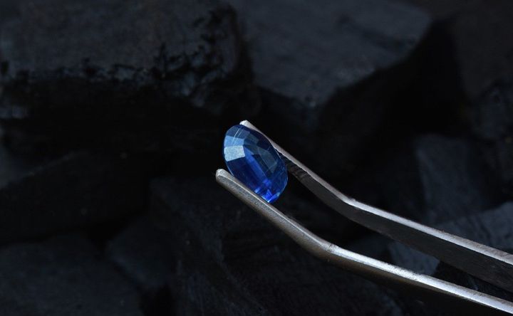 Libra and Taurus people can energize their life force with Blue Sapphire gemstones according to Vedic Astrology. 